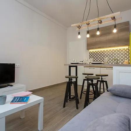 Sunny And Modern 1bdr In The Center Apartment Sofia